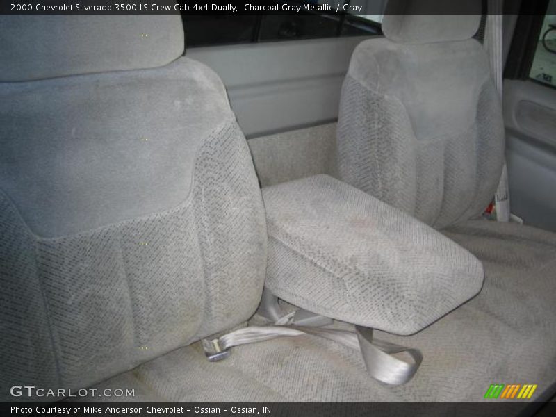 Rear Seat of 2000 Silverado 3500 LS Crew Cab 4x4 Dually
