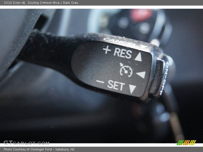 Sizzling Crimson Mica / Dark Gray 2010 Scion xB