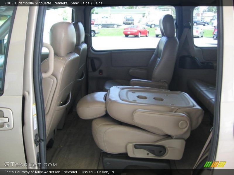 Sand Beige / Beige 2003 Oldsmobile Silhouette Premiere