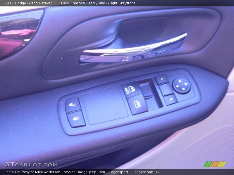 Dark Charcoal Pearl / Black/Light Graystone 2012 Dodge Grand Caravan SE