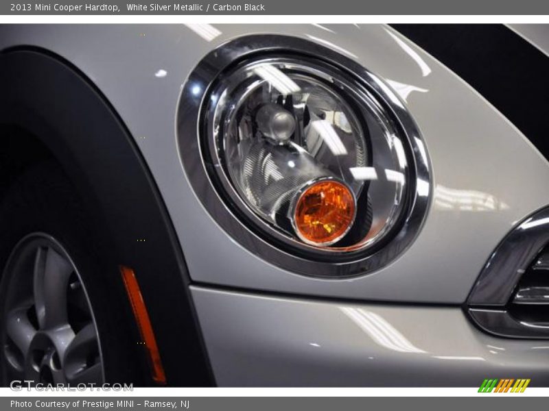 White Silver Metallic / Carbon Black 2013 Mini Cooper Hardtop