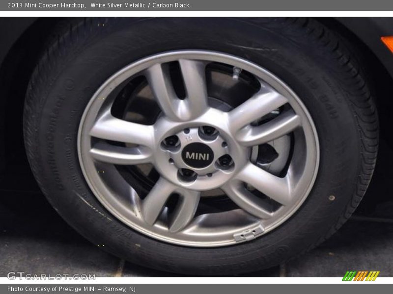 White Silver Metallic / Carbon Black 2013 Mini Cooper Hardtop