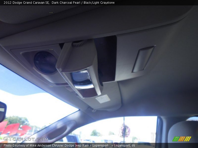 Dark Charcoal Pearl / Black/Light Graystone 2012 Dodge Grand Caravan SE