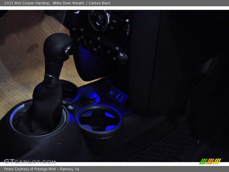 White Silver Metallic / Carbon Black 2013 Mini Cooper Hardtop