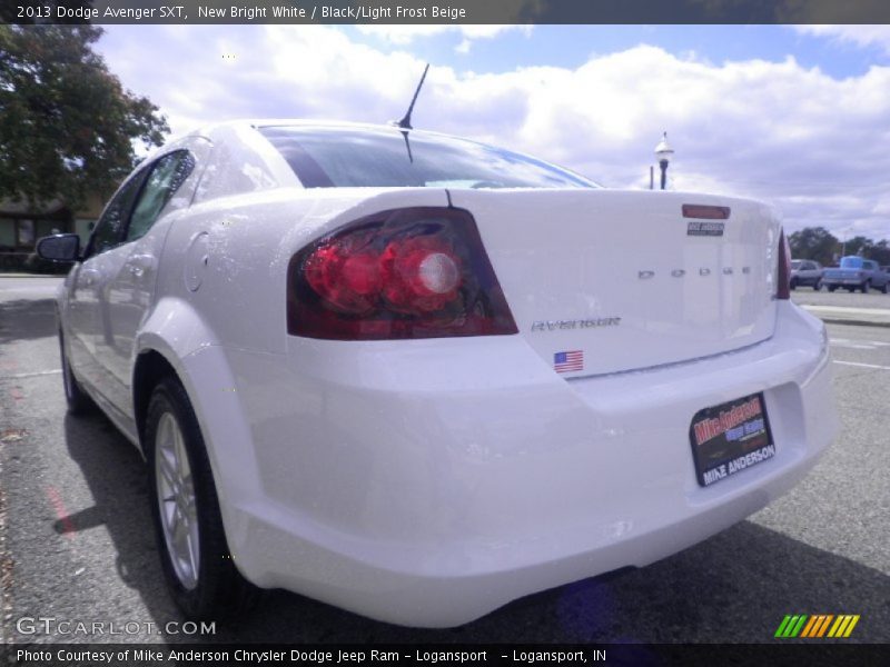 New Bright White / Black/Light Frost Beige 2013 Dodge Avenger SXT