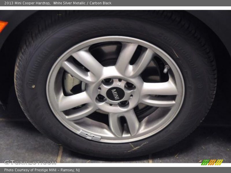 White Silver Metallic / Carbon Black 2013 Mini Cooper Hardtop