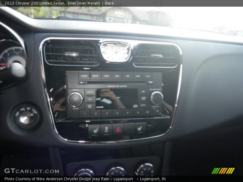 Billet Silver Metallic / Black 2013 Chrysler 200 Limited Sedan