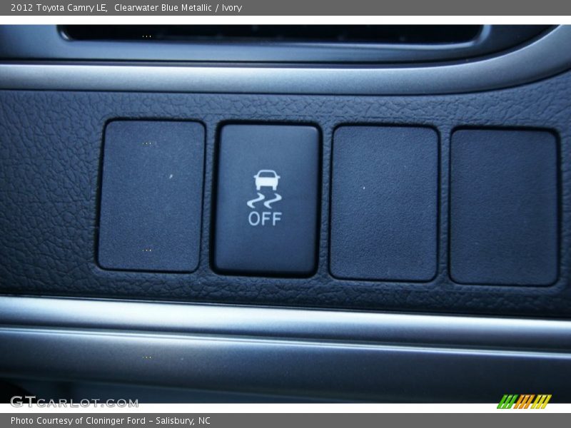 Clearwater Blue Metallic / Ivory 2012 Toyota Camry LE