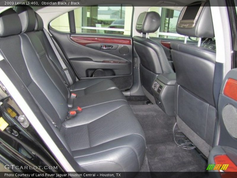 Rear Seat of 2009 LS 460
