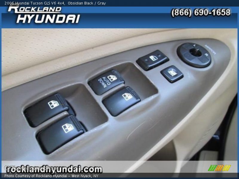 Obsidian Black / Gray 2006 Hyundai Tucson GLS V6 4x4