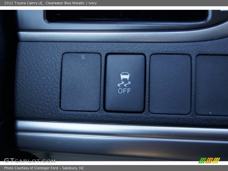 Clearwater Blue Metallic / Ivory 2012 Toyota Camry LE