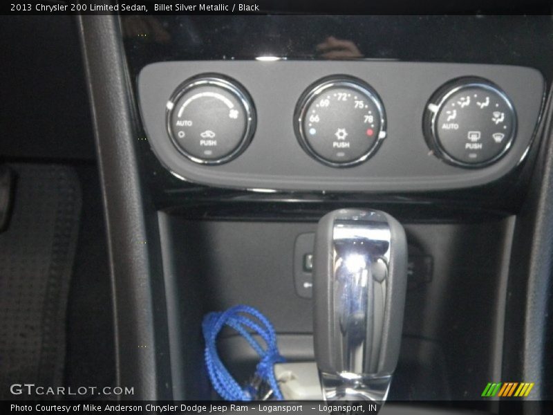 Billet Silver Metallic / Black 2013 Chrysler 200 Limited Sedan