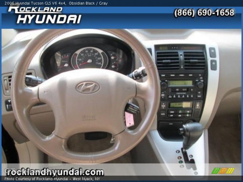 Obsidian Black / Gray 2006 Hyundai Tucson GLS V6 4x4