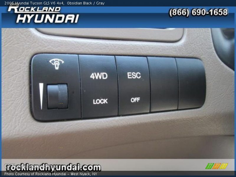 Obsidian Black / Gray 2006 Hyundai Tucson GLS V6 4x4