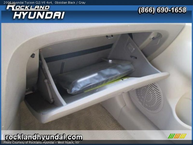 Obsidian Black / Gray 2006 Hyundai Tucson GLS V6 4x4