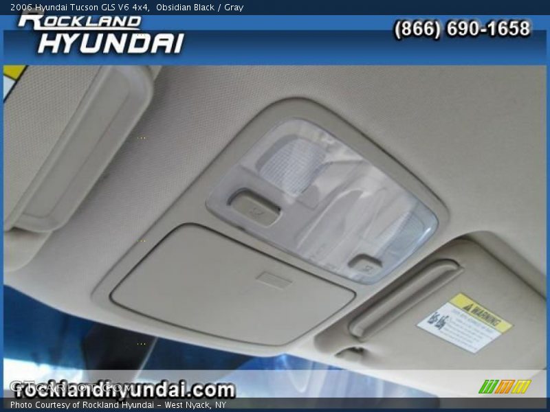 Obsidian Black / Gray 2006 Hyundai Tucson GLS V6 4x4