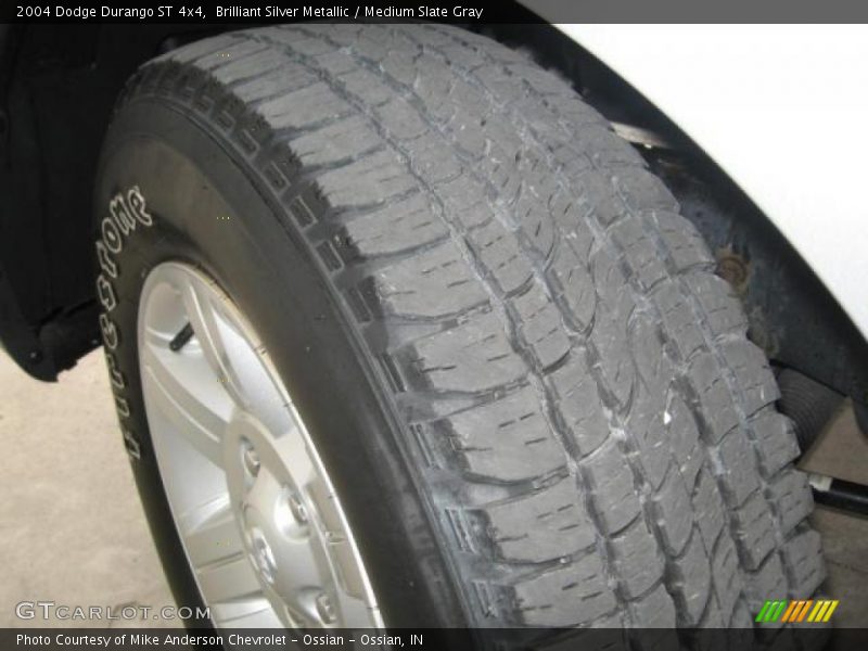 Brilliant Silver Metallic / Medium Slate Gray 2004 Dodge Durango ST 4x4