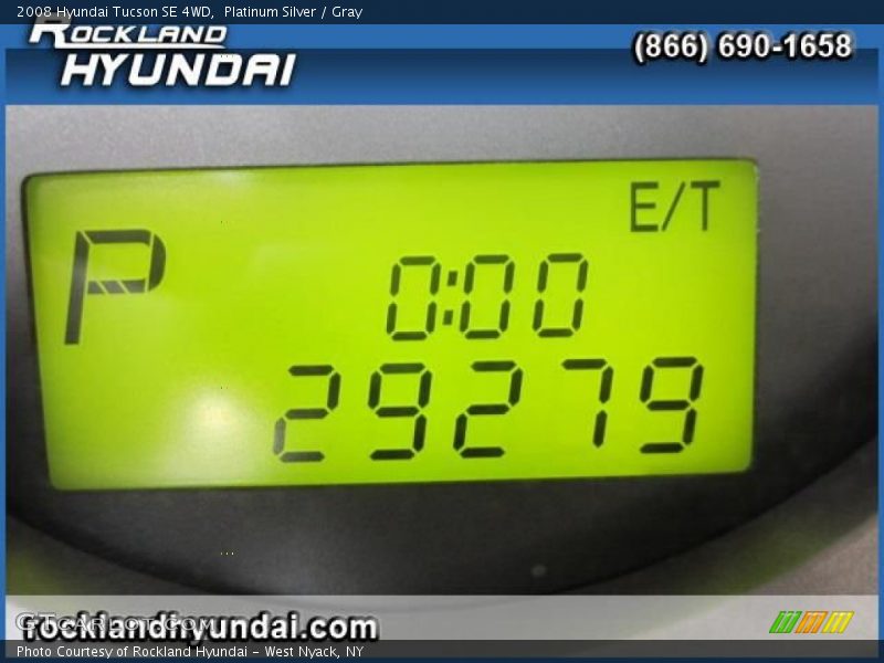 Platinum Silver / Gray 2008 Hyundai Tucson SE 4WD