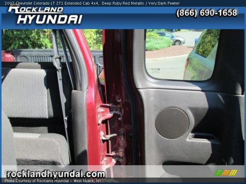 Deep Ruby Red Metallic / Very Dark Pewter 2007 Chevrolet Colorado LT Z71 Extended Cab 4x4