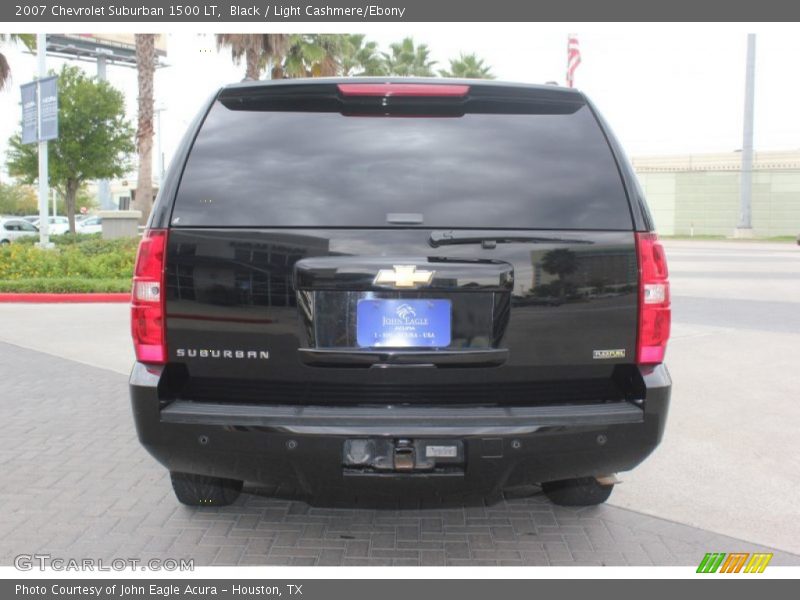 Black / Light Cashmere/Ebony 2007 Chevrolet Suburban 1500 LT