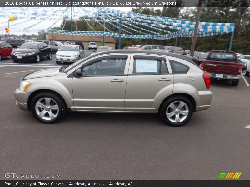 Light Sandstone Metallic / Dark Slate Gray/Medium Graystone 2010 Dodge Caliber Mainstreet