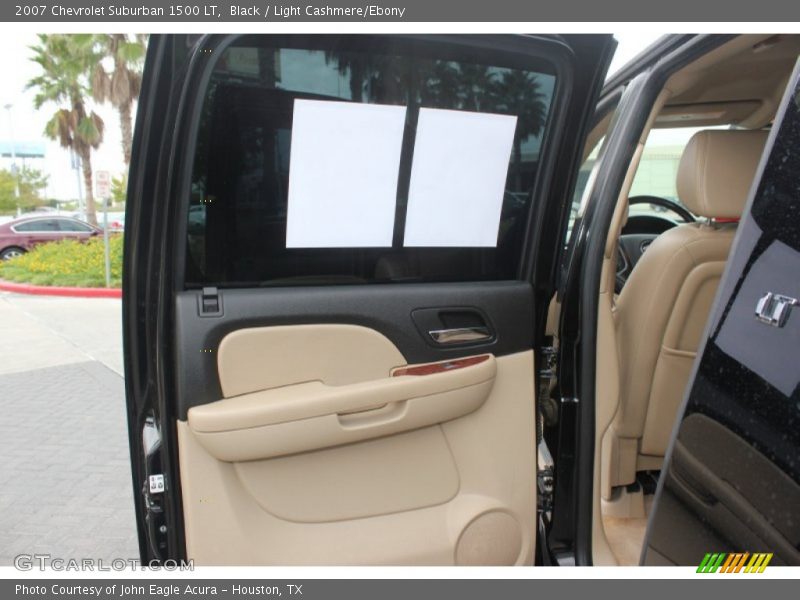 Black / Light Cashmere/Ebony 2007 Chevrolet Suburban 1500 LT