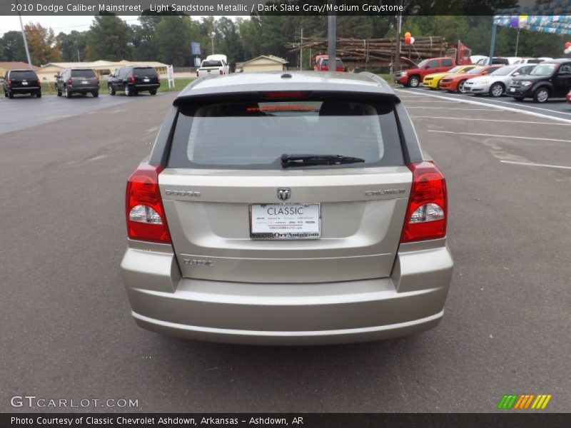 Light Sandstone Metallic / Dark Slate Gray/Medium Graystone 2010 Dodge Caliber Mainstreet
