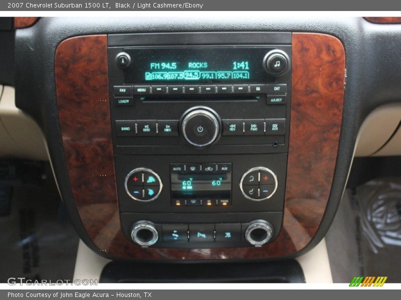 Black / Light Cashmere/Ebony 2007 Chevrolet Suburban 1500 LT