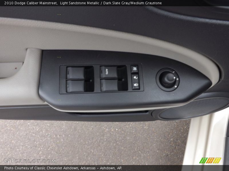 Light Sandstone Metallic / Dark Slate Gray/Medium Graystone 2010 Dodge Caliber Mainstreet