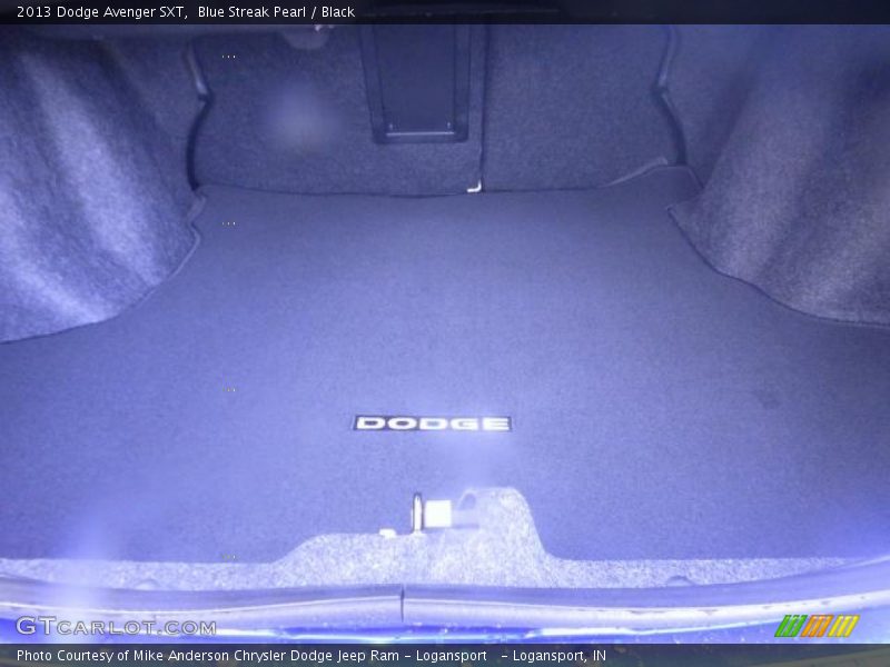 Blue Streak Pearl / Black 2013 Dodge Avenger SXT