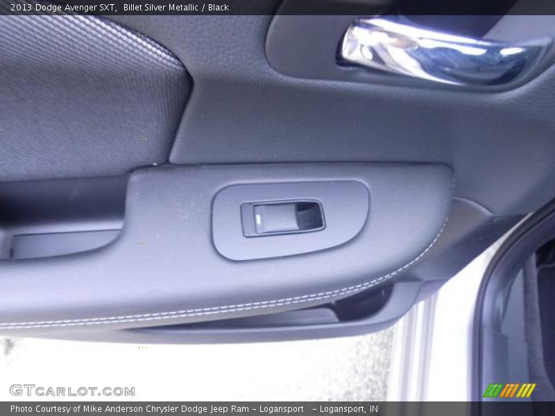 Billet Silver Metallic / Black 2013 Dodge Avenger SXT