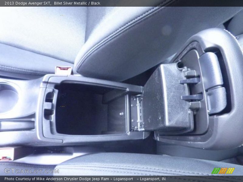 Billet Silver Metallic / Black 2013 Dodge Avenger SXT