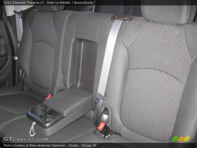 Silver Ice Metallic / Ebony/Ebony 2011 Chevrolet Traverse LT