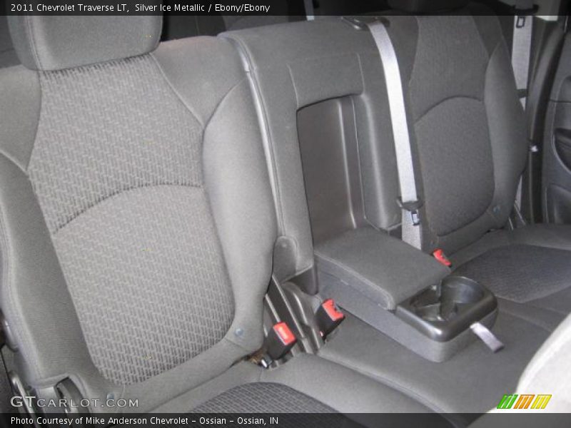 Silver Ice Metallic / Ebony/Ebony 2011 Chevrolet Traverse LT