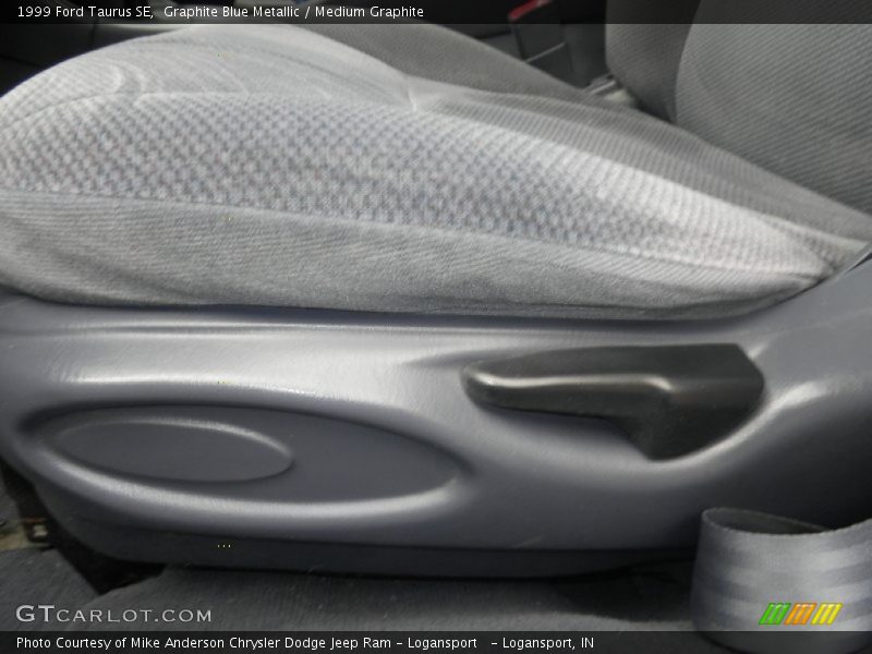 Graphite Blue Metallic / Medium Graphite 1999 Ford Taurus SE