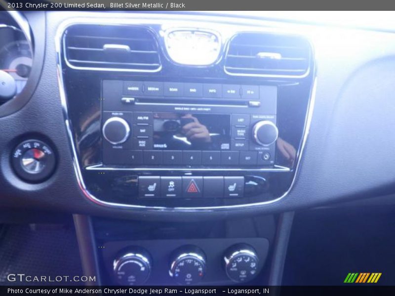 Billet Silver Metallic / Black 2013 Chrysler 200 Limited Sedan