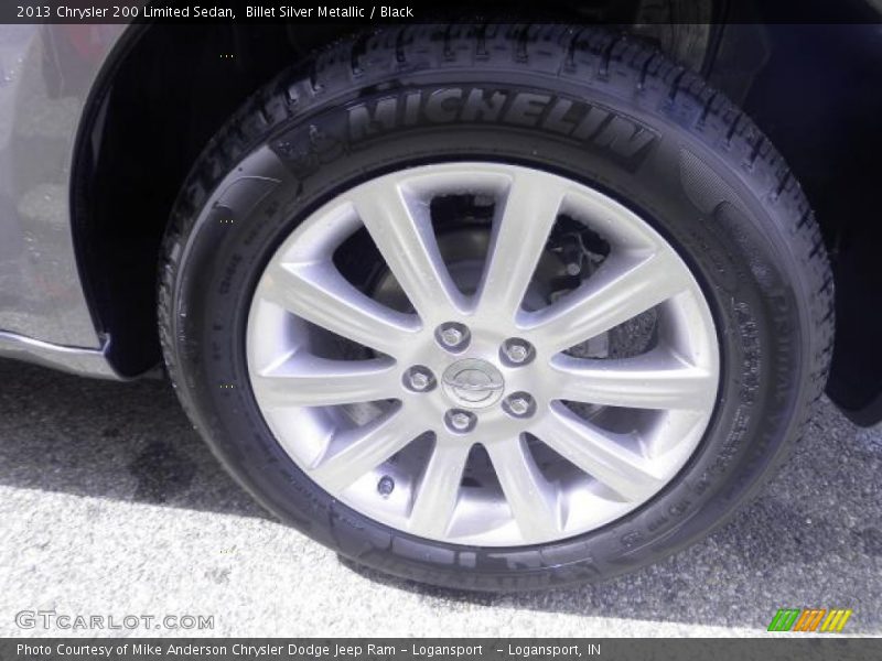 Billet Silver Metallic / Black 2013 Chrysler 200 Limited Sedan