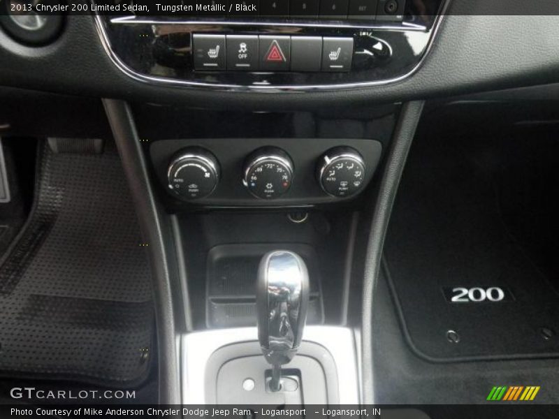 Tungsten Metallic / Black 2013 Chrysler 200 Limited Sedan