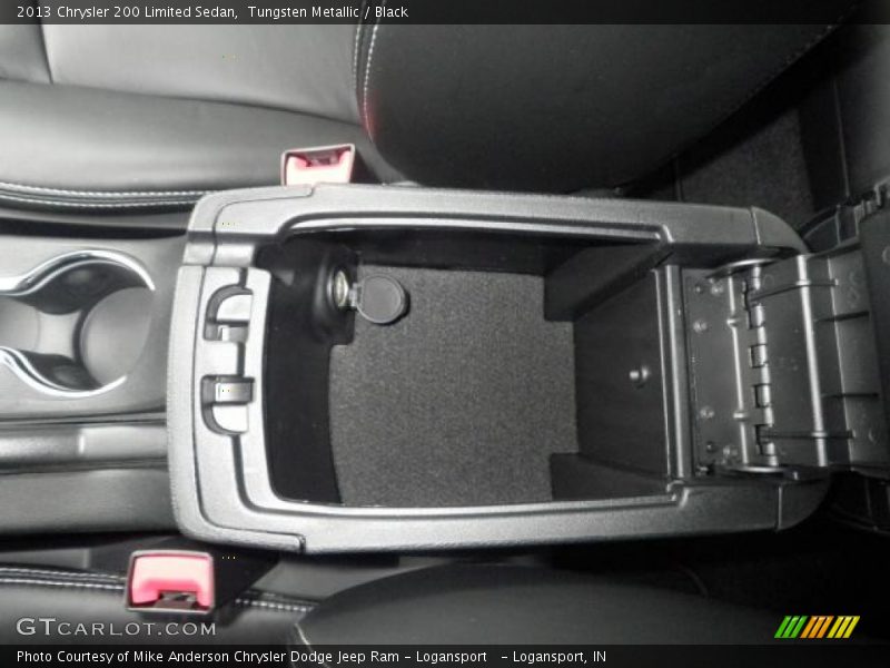 Tungsten Metallic / Black 2013 Chrysler 200 Limited Sedan