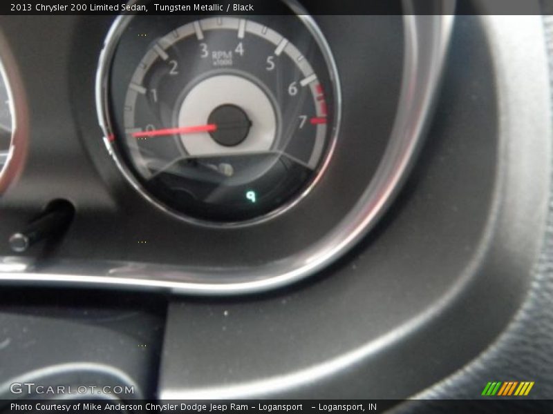 Tungsten Metallic / Black 2013 Chrysler 200 Limited Sedan