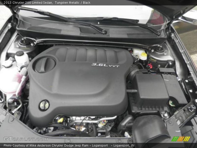 Tungsten Metallic / Black 2013 Chrysler 200 Limited Sedan