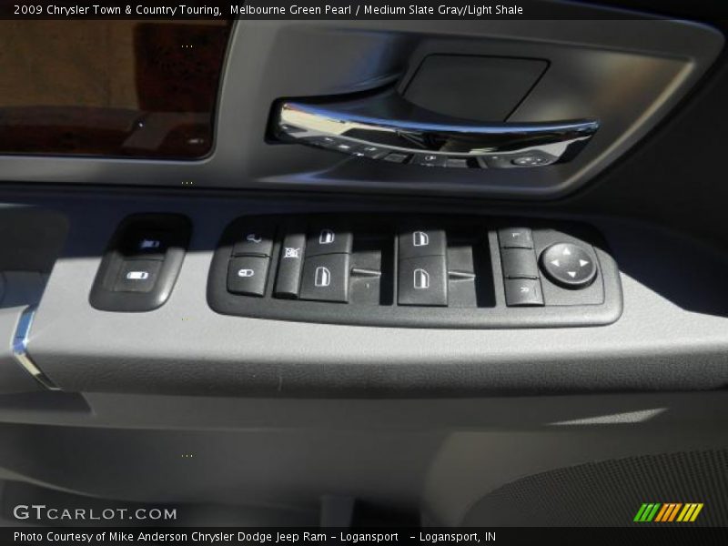 Melbourne Green Pearl / Medium Slate Gray/Light Shale 2009 Chrysler Town & Country Touring