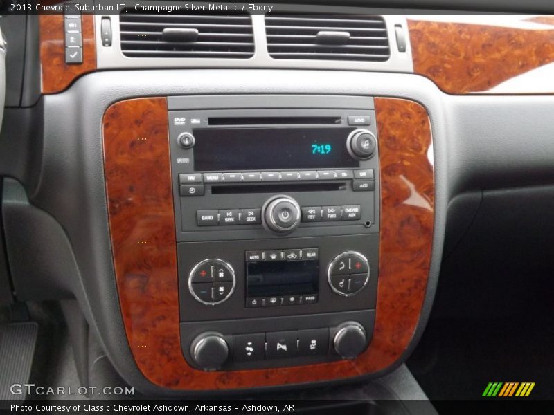 Controls of 2013 Suburban LT