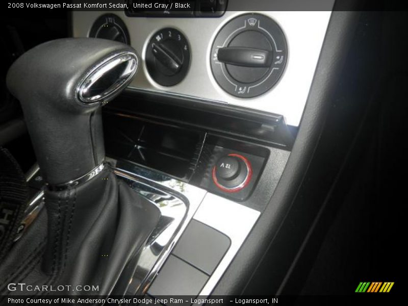 United Gray / Black 2008 Volkswagen Passat Komfort Sedan