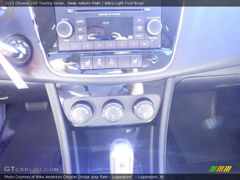 Deep Auburn Pearl / Black/Light Frost Beige 2013 Chrysler 200 Touring Sedan