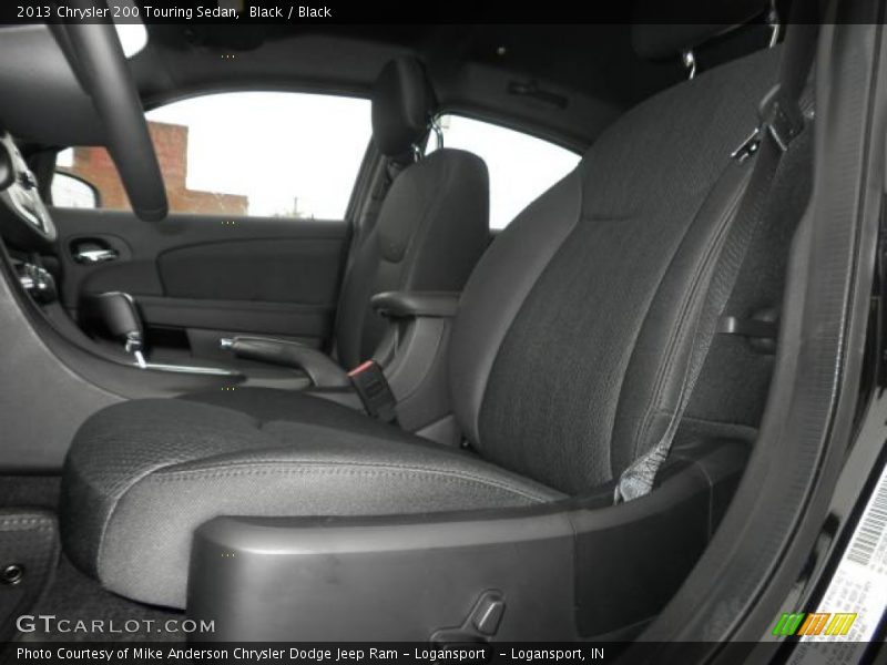 Black / Black 2013 Chrysler 200 Touring Sedan