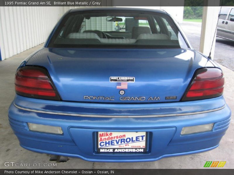 Brilliant Blue Metallic / Grey 1995 Pontiac Grand Am SE