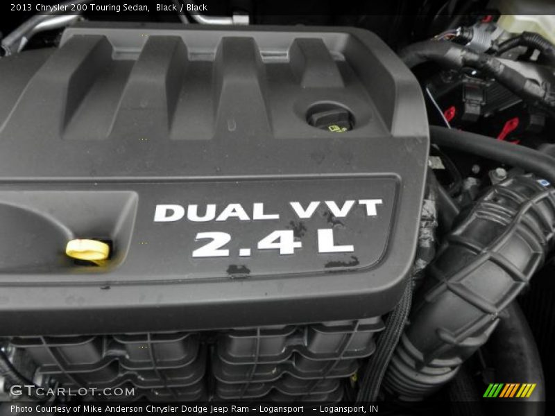 Black / Black 2013 Chrysler 200 Touring Sedan