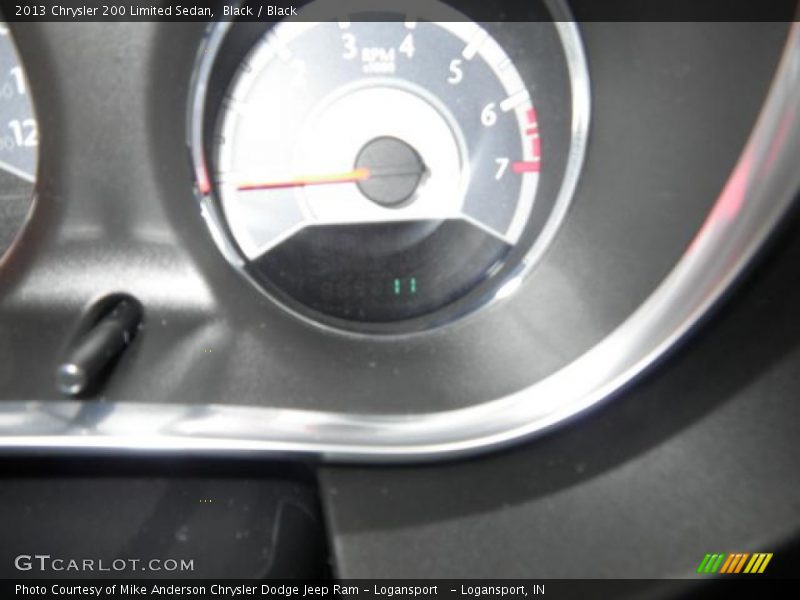 Black / Black 2013 Chrysler 200 Limited Sedan