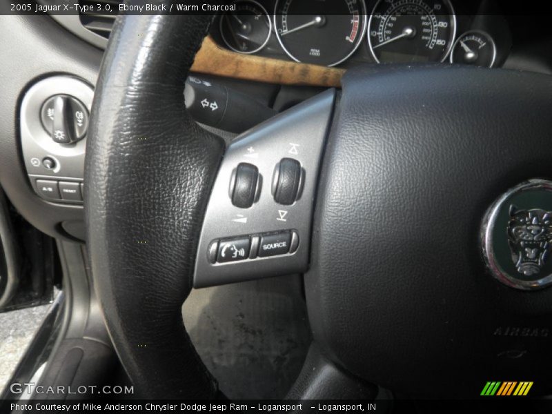 Ebony Black / Warm Charcoal 2005 Jaguar X-Type 3.0